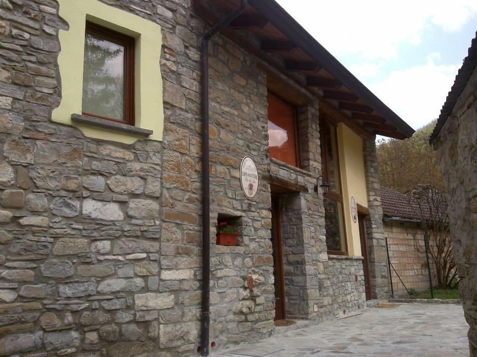 Albergo Diffuso Casa Delle Favole Ferriere Экстерьер фото
